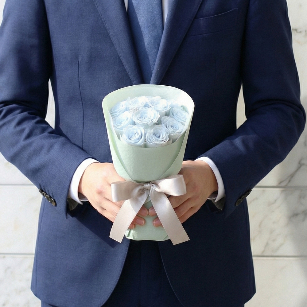 プロポーズ-ボヌール-(ライトブルー)-12本のバラ花束- /プリザーブド